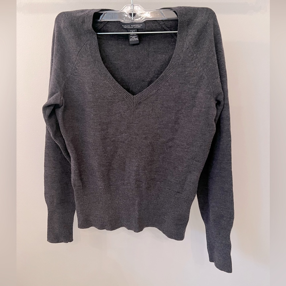 Banana Republic Women's Charcoal V-Neck Sweater